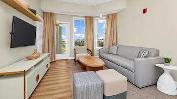 Suite, 2 Bedrooms, Corner | Living area