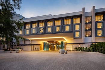Hotel Exterior at Conrad Orlando