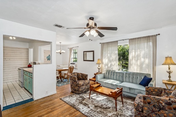 リビング エリア