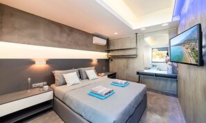 In-room safe, free cribs/infant beds, travel crib, free WiFi