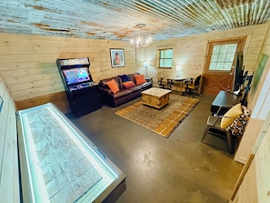 Smart TV, fireplace, video games, books