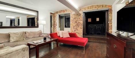 تلفزيون، مكتب