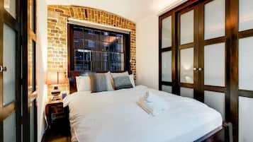 2 chambres, fer et planche Ă repasser, Wi-Fi, draps fournis