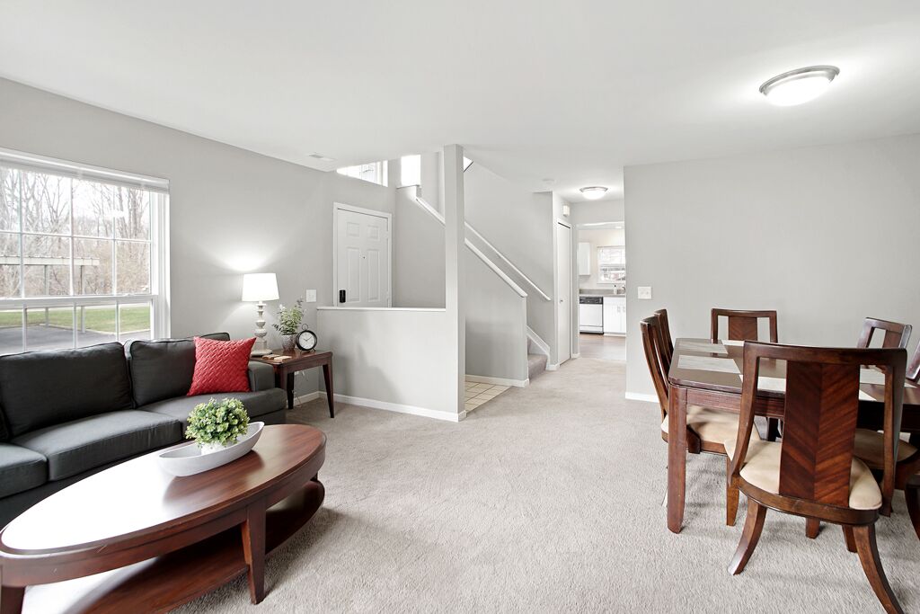 *NEW* Corp/Family 3 BR/2.5BA Townhome in DT Auburn Hills