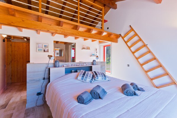 3 chambres, bureau, lit de bébé portatif, accès au Wi-Fi (inclus)