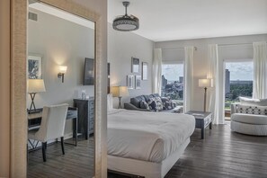 1 bedroom, desk, Internet, bed sheets