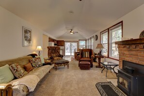 Cottage Romantique | Coin séjour