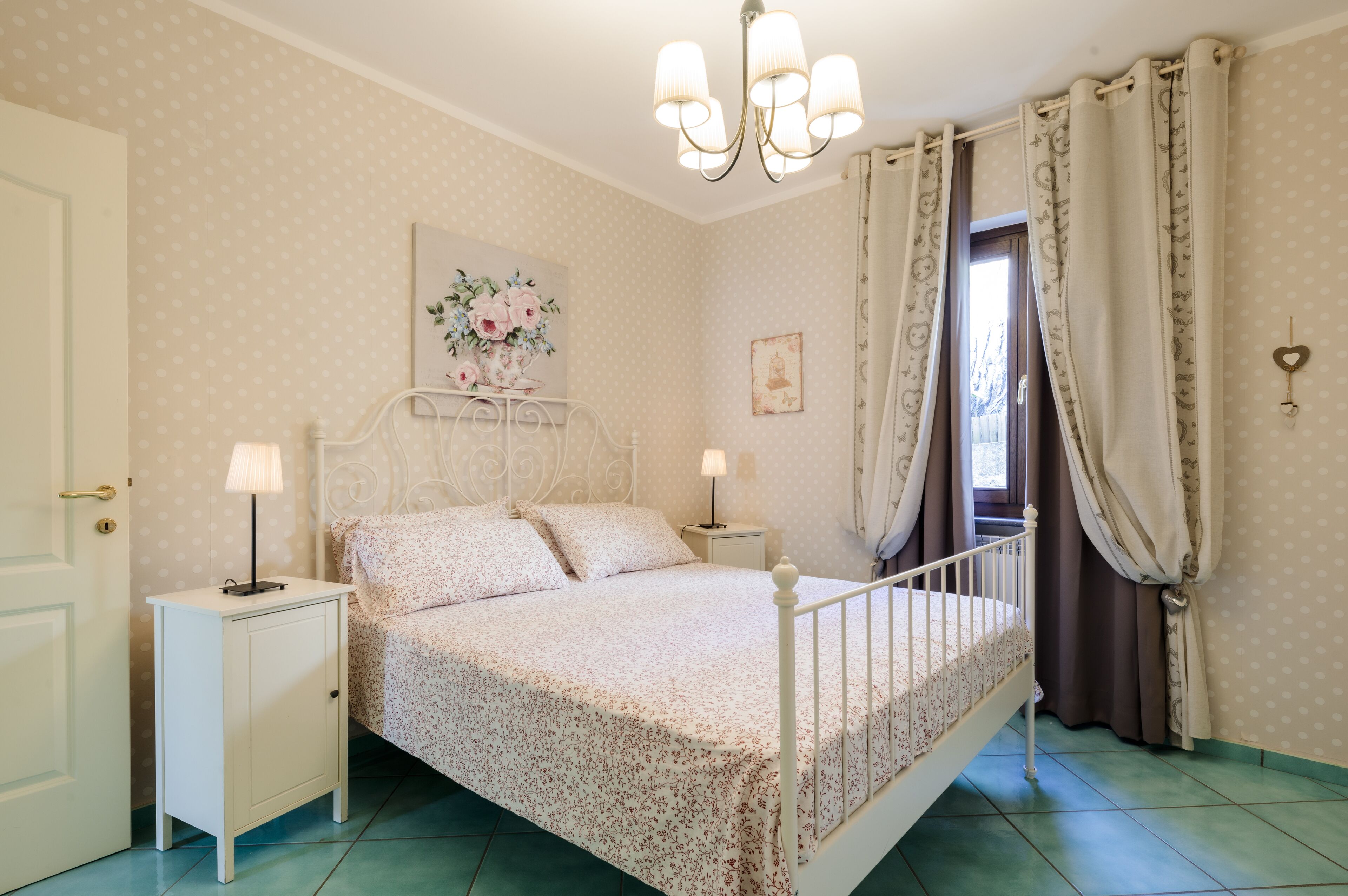 2 chambres, fer et planche à repasser, lit parapluie, Wi-Fi gratuit