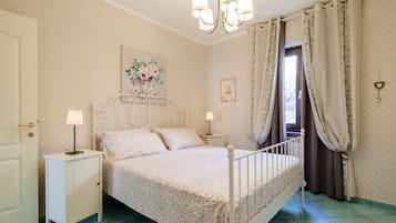 2 chambres, fer et planche à repasser, lit parapluie, Wi-Fi gratuit