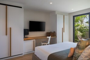 5 chambres, fer et planche à repasser, Wi-Fi gratuit, draps fournis