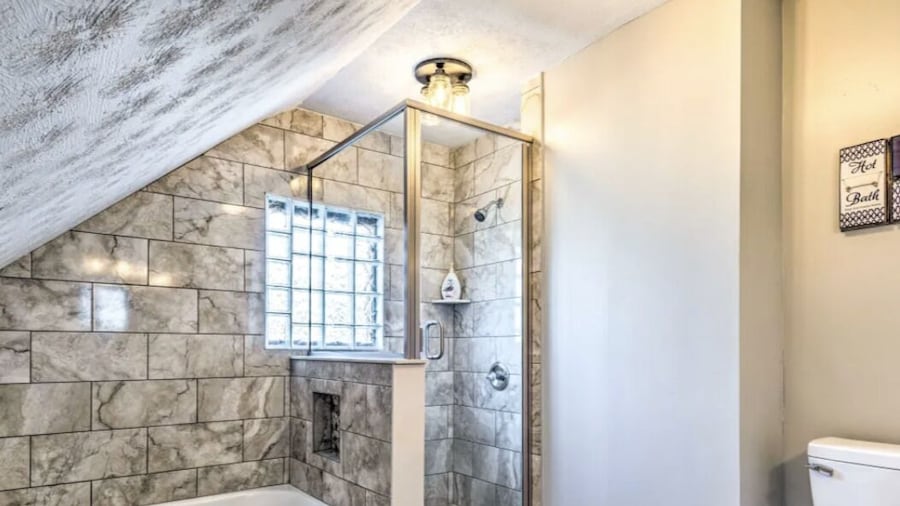 Urban Chic Townhome Near Downtown