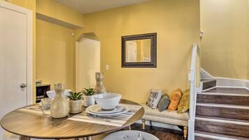 City Townhome | In-room dining