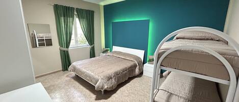 Literie hypoallergénique, articles gratuits dans le mini-bar, bureau