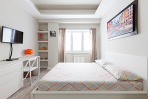 2 Schlafzimmer, Zimmersafe, Schreibtisch, Bügeleisen/Bügelbrett