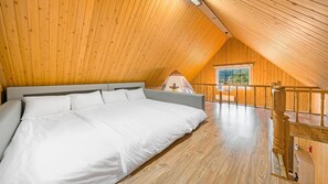 Basic Room, 2 Bedrooms (saesbyeol3(kidsroom,poolvila)) - Hongcheon Byeolkaem Kidspulbilla (Hongcheon)