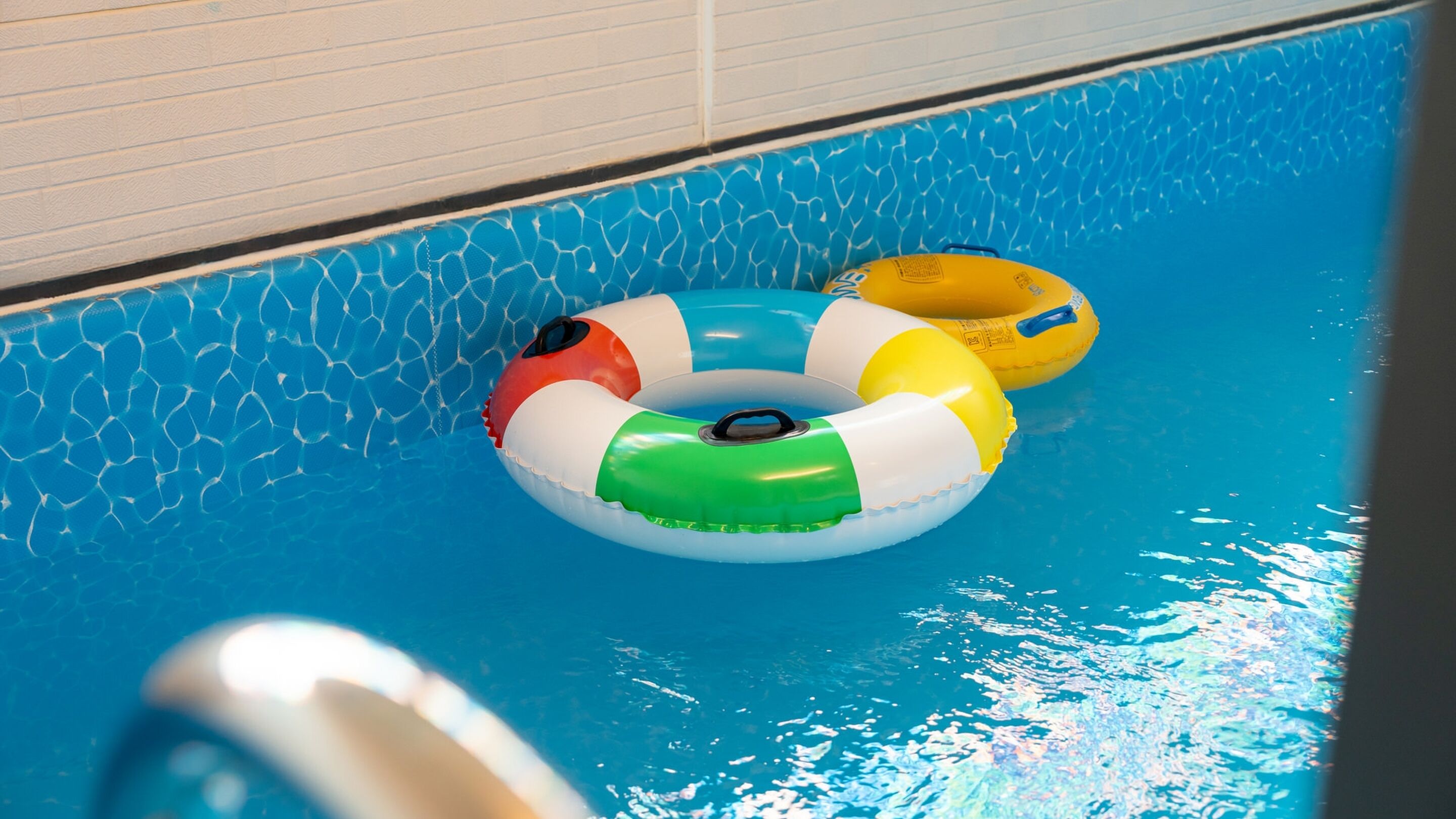 Basic-værelse - 2 soveværelser (saesbyeol1(kidsroom,poolvila)) | 2 soveværelser, gratis Wi-Fi