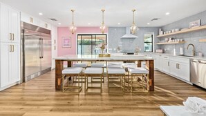 Unclassified image, 5 of 53, button - The Dollhouse - Heated Pool and Mini Golf! (Scottsdale)
