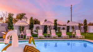 Unclassified image, 3 of 53, button - The Dollhouse - Heated Pool and Mini Golf! (Scottsdale)