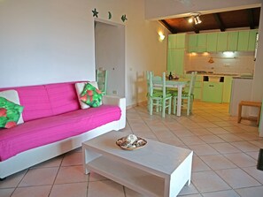 TV - Sea view and BudoniRent board (Porto San Paolo)