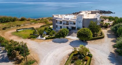 ELENA BEACH HOTEL