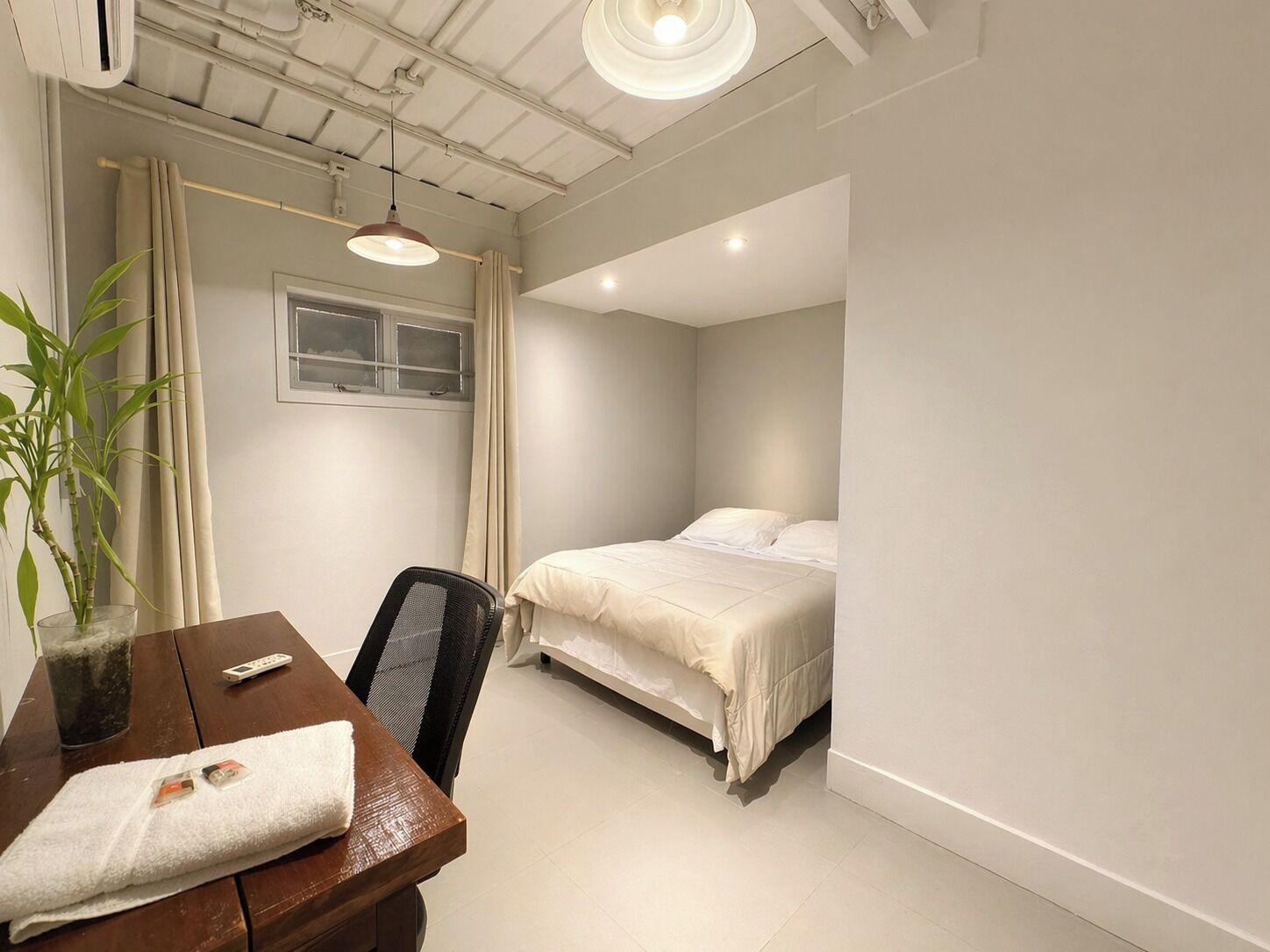 Double Room | Free WiFi, bed sheets