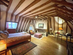 7 chambres, fer et planche à repasser, lit parapluie, Wi-Fi