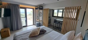 3 Schlafzimmer, Zimmersafe, Bügeleisen/Bügelbrett, Reisekinderbett