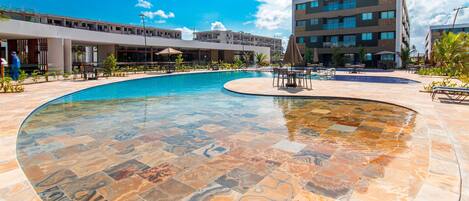 Apartament | Piscina | 4 piscines a l'aire lliure