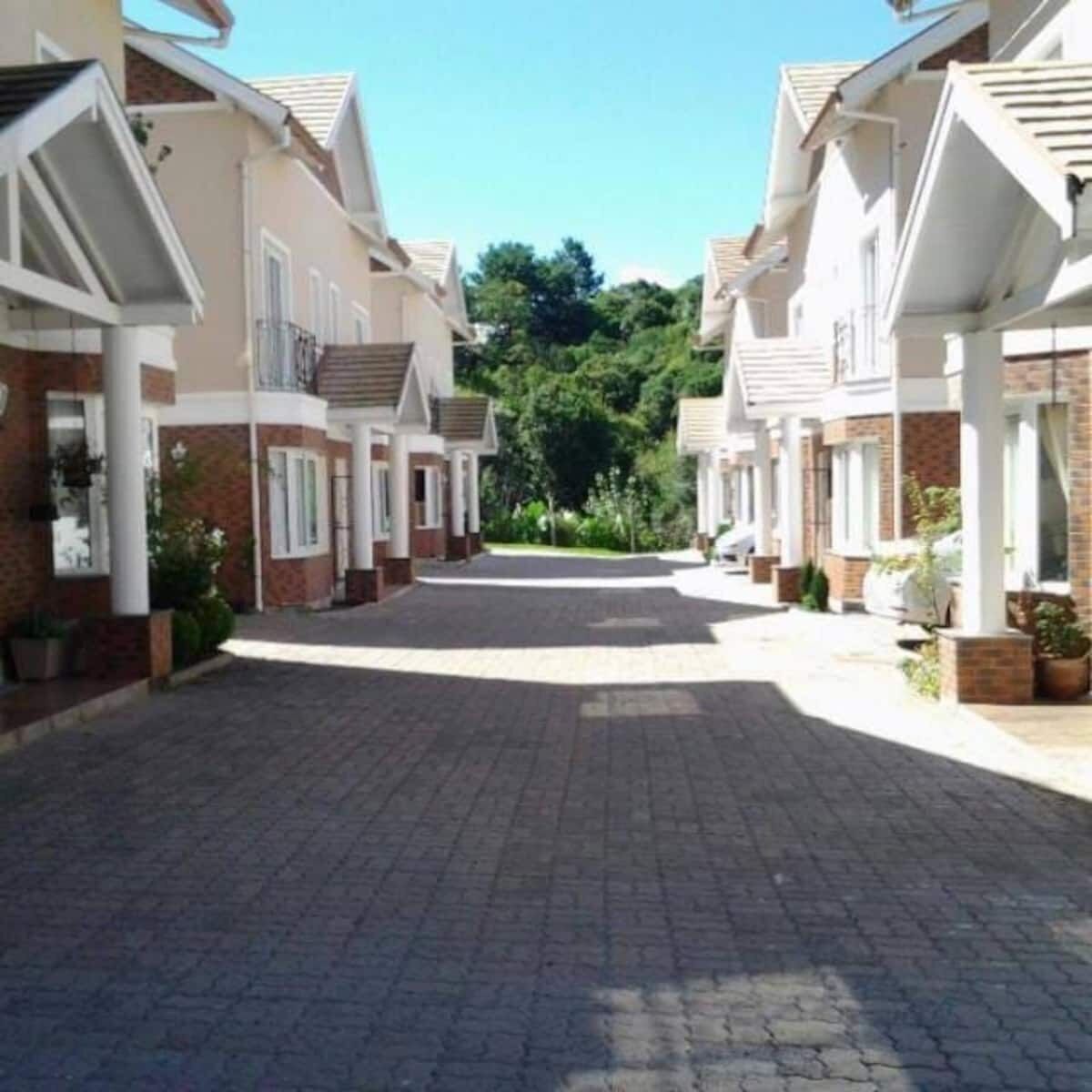 Vila Basic | Halaman properti
