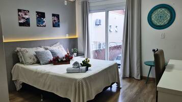 Villa | Free WiFi, bed sheets