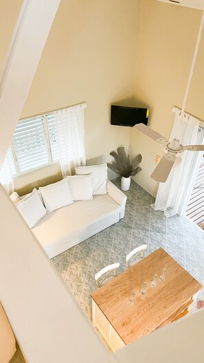 TV - Traditional Samana Beach Cottage (Las Terrenas)