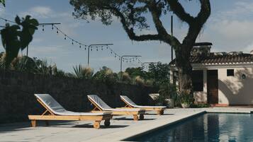 Udendørs pool, liggestole