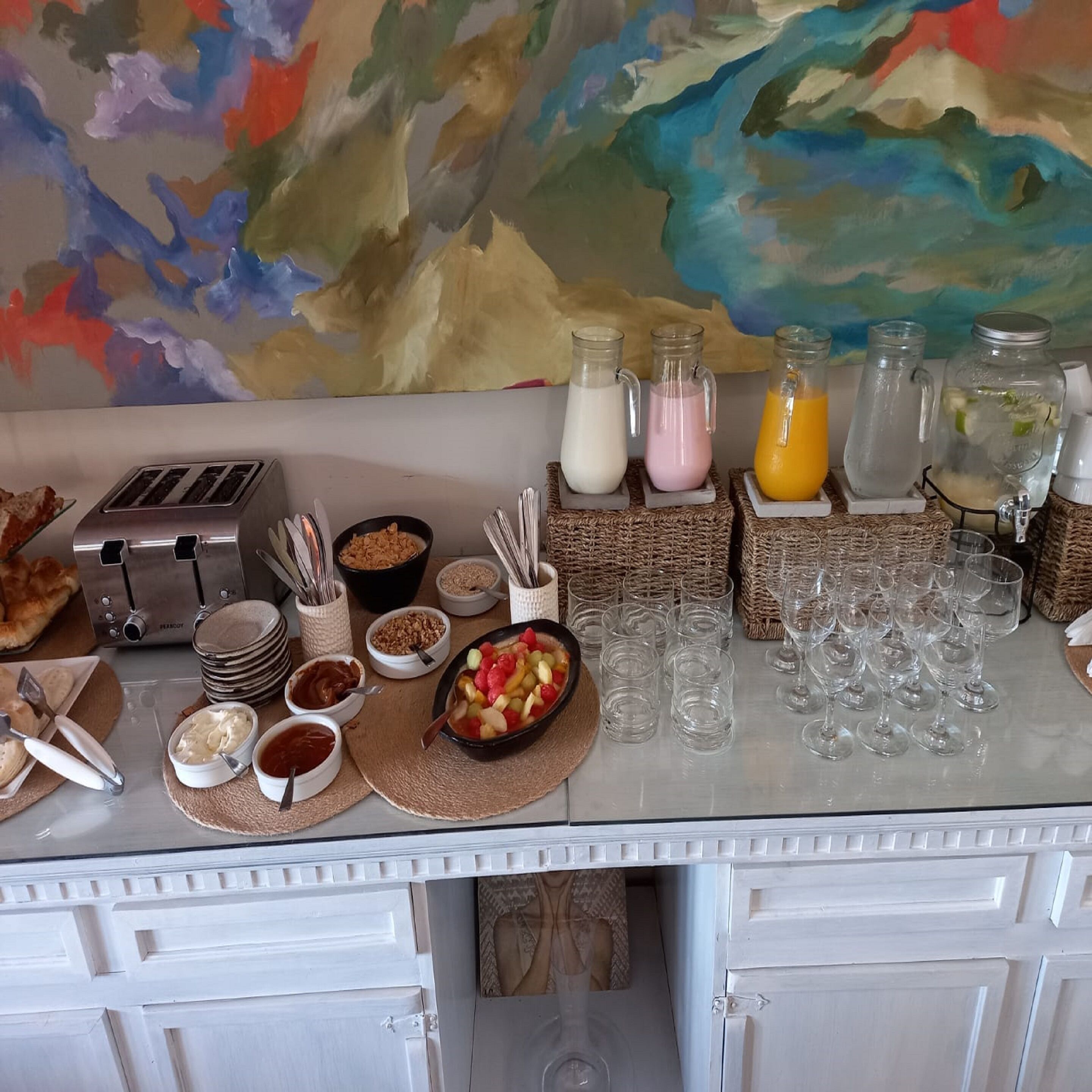 Free daily buffet breakfast