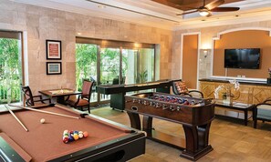 Spielezimmer
