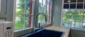 Waterfront Tamarack Cabin near Saratoga, Lake George