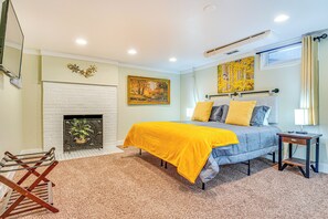 4 bedrooms, iron/ironing board, Internet, bed sheets - ~ 10 Mi to Dtwn: Indianapolis Home w/ Game Room! (Indianapolis)