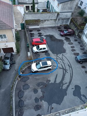 Enceinte de lâhĂ©bergement