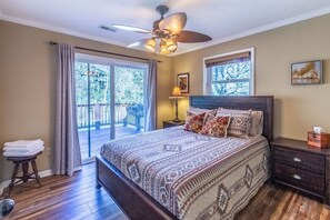 5 bedrooms, iron/ironing board, travel crib, free WiFi