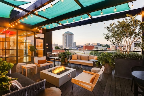 Trilogy Hotel Montgomery, Autograph Collection