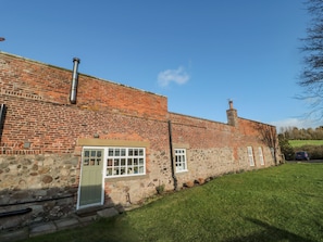 Cottage | Exterior - Cherry Studio (Cornhill on Tweed)