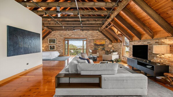 1 chambre, fer et planche à repasser, Wi-Fi gratuit, draps fournis