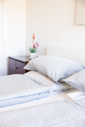 1 bedroom, desk, iron/ironing board, free WiFi - ASU Tempe Modern Condo (Tempe)