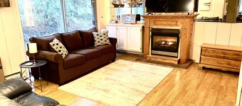 Spacious House short walk to Bills Stadium