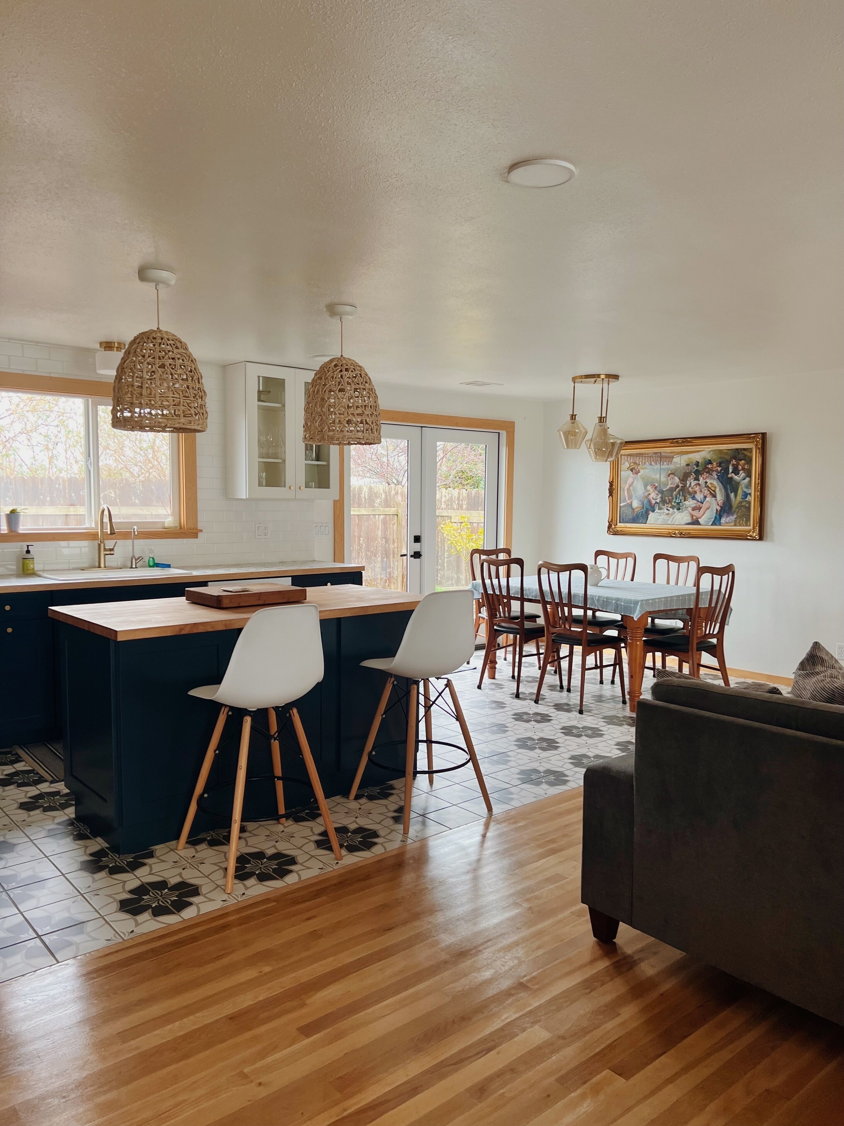 Remodeled Mid-Century Charm, Close To Arcata Plaza