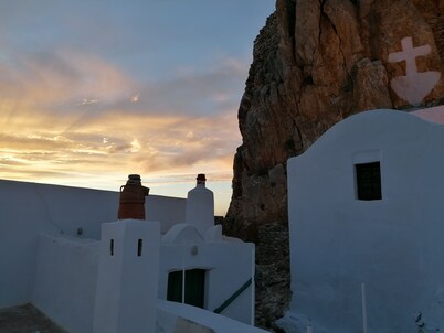 Chora Amorgos Castle - Traditional 2 bedroom house