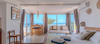 Villa Blanca Callao Salvaje. First line by the sea