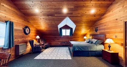 Hidden Bear Retreat Center