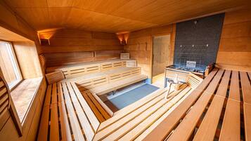 Sauna, Dampfbad, Warmsteinmassagen, Sportmassagen, 3 Behandlungsräume