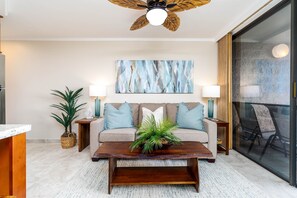 Living area - Kuleana 405 Oceanfront 1Bedroom 1 Condo by RedAwning (Lahaina)