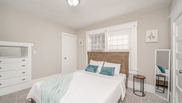 4 Schlafzimmer, Bügeleisen/Bügelbrett, Reisekinderbett, WLAN